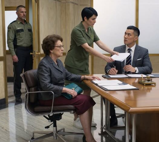 They dropped my deaf and mute poor grandma at my apartment with two suitcases and a note: “She’s your problem now. Don’t contact us.” I was broke at that time. I fed her. Bathed her. Held her hand. They never helped. My uncle even tried to force her to sign papers. Then one day, grandma suddenly spoke.