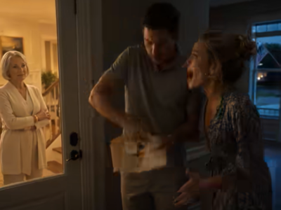 Drie jaar lang betaalde ik de helft van de hypotheek op het huis in Savannah dat mijn zoon en schoondochter zo graag ‘ons huis’ noemden – maar op de ochtend van de familiereünie lieten ze me alleen achter met een briefje terwijl ze haar ouders naar de Florida Keys vlogen. Ik huilde niet. Ik opende de map met de eigendomsakte, belde de verhuizers, verving de sloten en vijf dagen later eindigde hun luxe vakantie met…